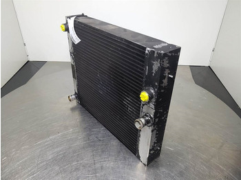 Dzinējs un rezerves daļas - Celtniecības tehnika JCB 30/926624-AKG 4123.104.0000-Cooler/Kühler/Koeler: foto 2 Dzinējs un rezerves daļas - Celtniecības tehnika JCB 30/926624-AKG 4123.104.0000-Cooler/Kühler/Koeler: foto 2