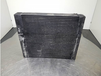 Dzinējs un rezerves daļas - Celtniecības tehnika JCB 30/926624-AKG 4123.104.0000-Cooler/Kühler/Koeler: foto 3 Dzinējs un rezerves daļas - Celtniecības tehnika JCB 30/926624-AKG 4123.104.0000-Cooler/Kühler/Koeler: foto 3