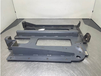 Rāmis/ Šasija LIEBHERR