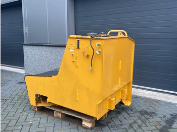 Rāmis/ Šasija - Celtniecības tehnika Liebherr A934C-10068205-Fuel tank/Kraftstofftank: foto 5 Rāmis/ Šasija - Celtniecības tehnika Liebherr A934C-10068205-Fuel tank/Kraftstofftank: foto 5