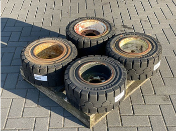 Linde -Trelleborg 200/50-10-Tire/Reifen/Band līzingu Linde -Trelleborg 200/50-10-Tire/Reifen/Band: foto 1 Linde -Trelleborg 200/50-10-Tire/Reifen/Band līzingu Linde -Trelleborg 200/50-10-Tire/Reifen/Band: foto 1