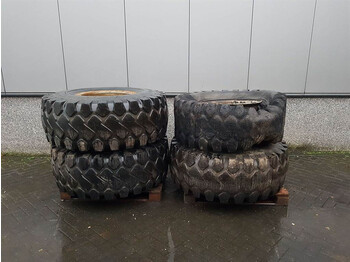 Riepas un diski TEREX