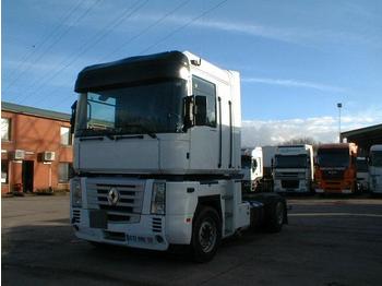Vilcējs RENAULT Magnum AE: foto 1