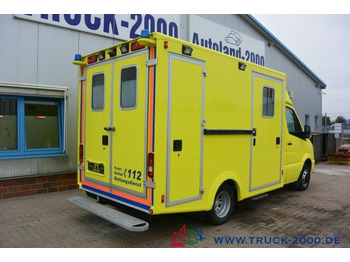 Ātrās palīdzības mašīna Mercedes-Benz Sprinter 516 CDI Intensiv- Rettung- Krankenwagen: foto 3