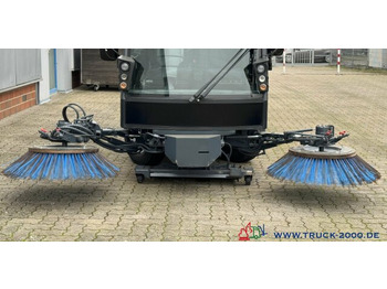 Ielu tīrīšanas mašīna Schmidt Swingo Compact 200 4 Radlenkung Kehren + Sprühen: foto 3