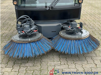 Ielu tīrīšanas mašīna Schmidt Swingo Compact 200 4 Radlenkung Kehren + Sprühen: foto 5