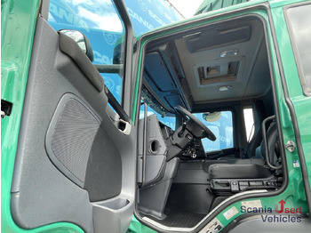 Kravas automašīna ar slēgto virsbūvi SCANIA P 320 DB6x2*4MNB RETARDER FULL AIR 8T TAIL LIFT 2T: foto 4