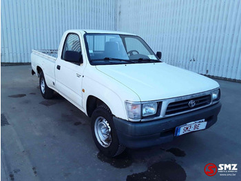 Vieglā automašīna TOYOTA Hilux