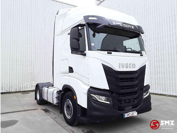Vilcējs IVECO S-WAY