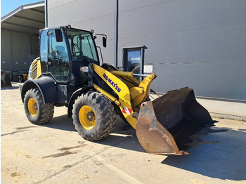 Riteņu iekrāvējs KOMATSU WA100