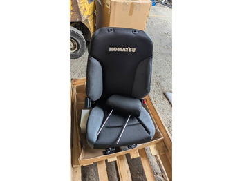 Kabīne un interjers KOMATSU