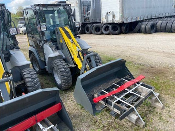 Riteņu iekrāvējs KRAMER