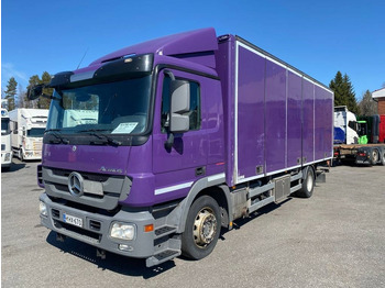 Kravas automašīna ar slēgto virsbūvi MERCEDES-BENZ Actros 1832