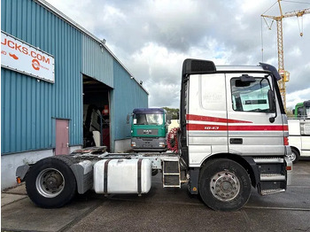 Vilcējs Mercedes-Benz Actros 1843 LS SLEEPERCAB (MP1) (ZF16 MANUAL GEARBOX / REDUCTION AXLE / AIRCONDITIONING / ETC.): foto 4