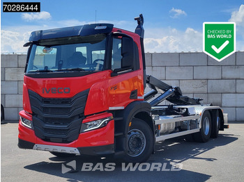Pacēlājs ar āķi IVECO X-WAY
