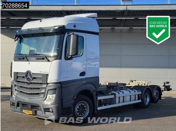 Konteineru vedējs/ Kravas automašīna ar noņemamā virsbūve MERCEDES-BENZ Actros 2545