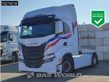 Vilcējs IVECO S-WAY