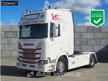 Vilcējs SCANIA R 450