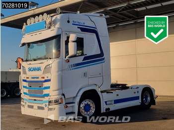 Vilcējs SCANIA S 520