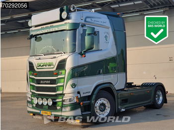 Vilcējs SCANIA S 520