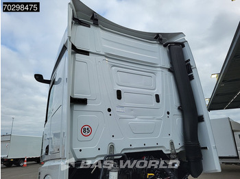 Vilcējs Mercedes-Benz Actros 1845 4X2 StreamSpace 2xTanks MirrorCam Standklima Euro 6: foto 3 Vilcējs Mercedes-Benz Actros 1845 4X2 StreamSpace 2xTanks MirrorCam Standklima Euro 6: foto 3