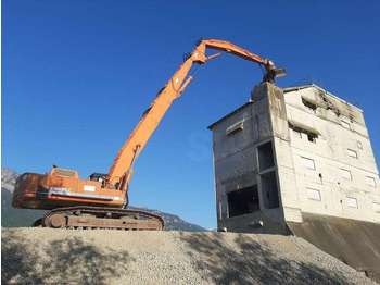 Demontāžas ekskavators HITACHI