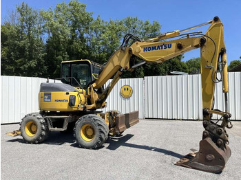Riteņu ekskavators KOMATSU