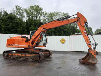 Kāpurķēžu ekskavators LIEBHERR R 900