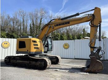 Kāpurķēžu ekskavators LIEBHERR R 926
