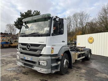 Pacēlājs ar āķi Mercedes AXOR 1833: foto 2