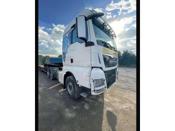 Vilcējs MAN TGX 33.480