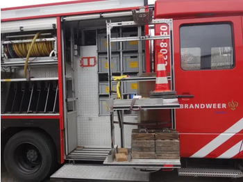 Ugunsdzēsēju mašīna Mercedes-Benz Atego 1426 ZIEGLER 2000 LITER EURO 5: foto 3