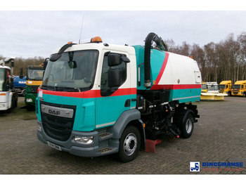 Ielu tīrīšanas mašīna JOHNSTON