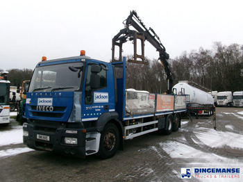 Kravas auto ar manipulatoru IVECO Stralis