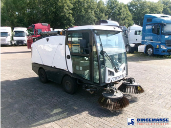 Ielu tīrīšanas mašīna Johnston C202 compact street sweeper: foto 2
