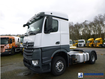 Vilcējs MERCEDES-BENZ Arocs