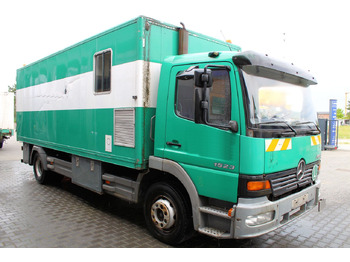 Kravas automašīna ar slēgto virsbūvi MERCEDES-BENZ Atego 1523