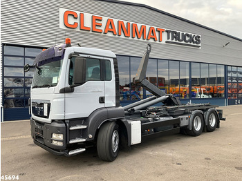 Pacēlājs ar āķi MAN TGS 26.440