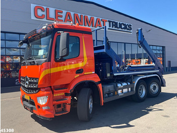 Būvgružu konteineru vedējs MERCEDES-BENZ Arocs