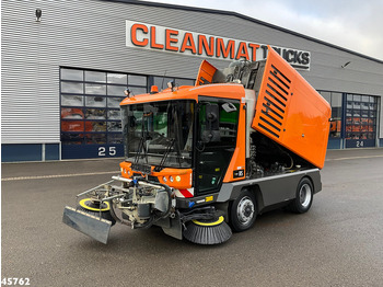 Ielu tīrīšanas mašīna RAVO