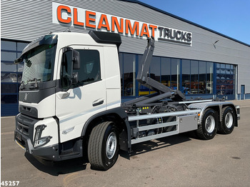 Pacēlājs ar āķi VOLVO FMX 430