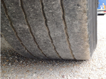 Puspiekabe izotermiskais SCHMITZ Reefer Multitemp: foto 3