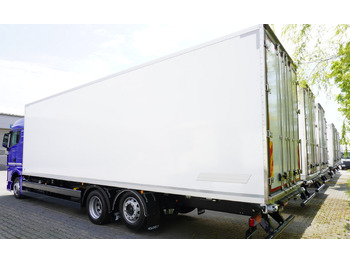 Jaunā Kravas automašīna ar slēgto virsbūvi MAN New MAN TGX 26.400 / NEW IGLOOCAR refrigerator 23 pallets / 6×2 / 2024 / 10 units: foto 5