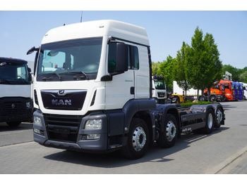 Šasija kravas automašīna MAN TGS 35.420 8x2 / Chassis 6.4 m / 3 steered axles: foto 2