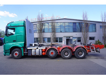 Kravas auto ar manipulatoru pārvadāšana koksnes Mercedes-Benz Arocs 3563 8 × 4 / 630 HP / steered axle / Logging superstructure: foto 4