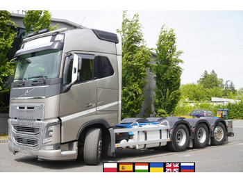 Kravas auto ar manipulatoru VOLVO FH16 750