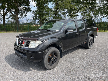 Pikaps NISSAN Navara