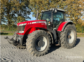Traktors MASSEY FERGUSON 8670