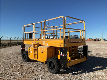 Šķērveida pacēlājs 2011 Haulotte H12SX Scissor Lift: foto 3