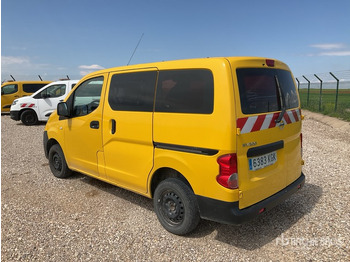 Mikroautobuss NISSAN